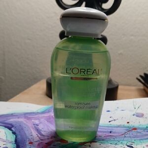 L'Oreal Paris Green Makeup Remover